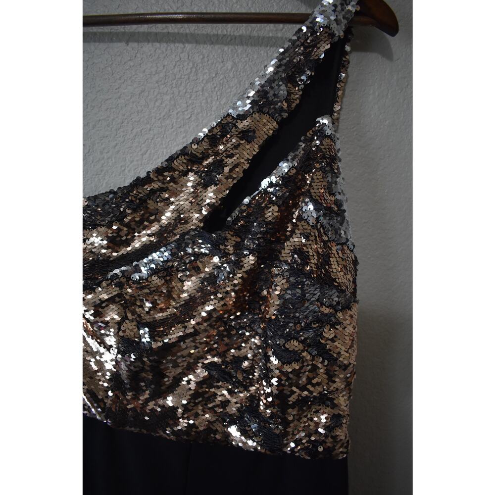 Alexia Admor 1 Shoulder Reversible Sequin Jumpsuit Size 4 - Picture 5 of 6